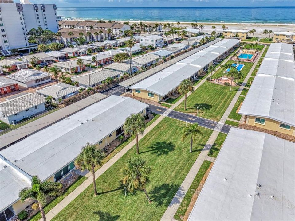 For Sale: $479,000 (1 beds, 1 baths, 708 Square Feet)