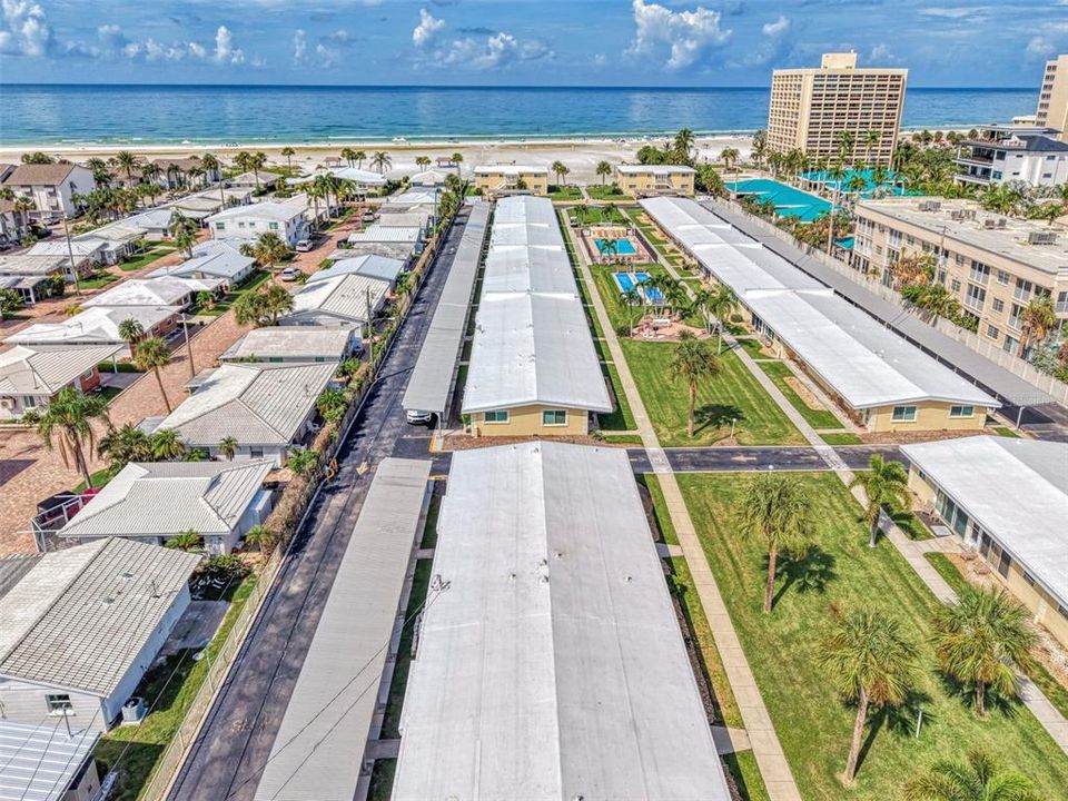 For Sale: $479,000 (1 beds, 1 baths, 708 Square Feet)