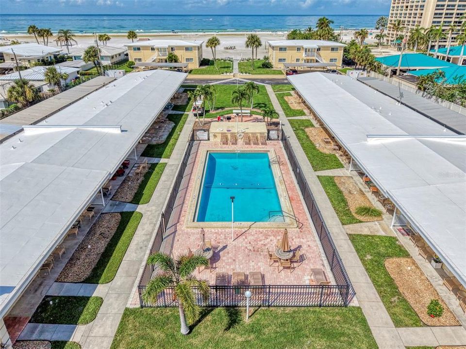 For Sale: $479,000 (1 beds, 1 baths, 708 Square Feet)