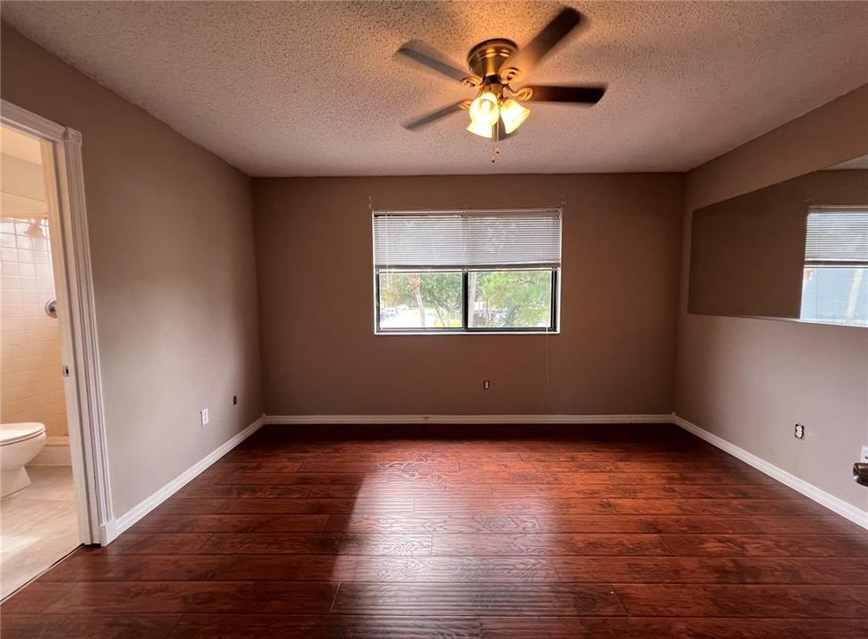 For Rent: $1,550 (2 beds, 2 baths, 1096 Square Feet)