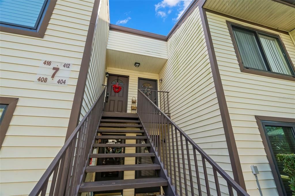 For Sale: $209,900 (2 beds, 2 baths, 1020 Square Feet)