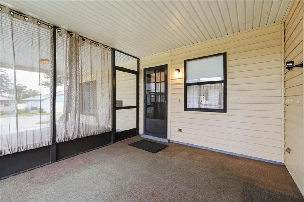 For Sale: $199,900 (2 beds, 1 baths, 1400 Square Feet)