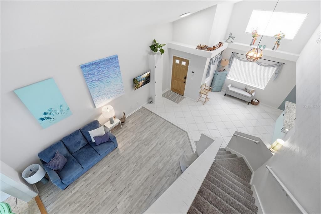 For Sale: $287,500 (3 beds, 2 baths, 1381 Square Feet)