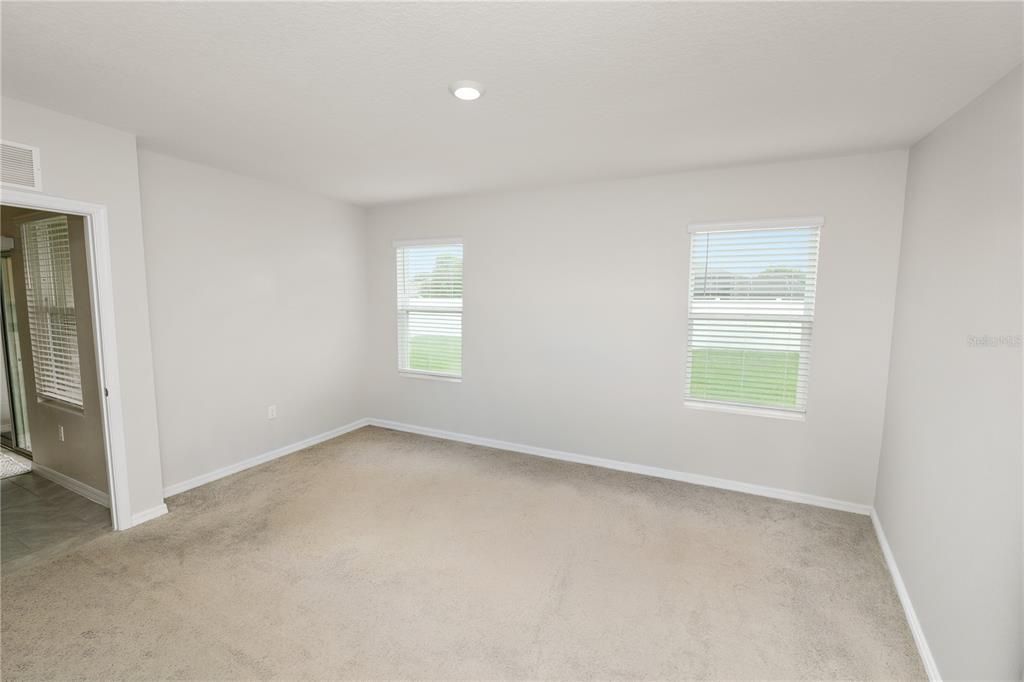 En Venta: $375,000 (4 camas, 3 baños, 2074 Pies cuadrados)