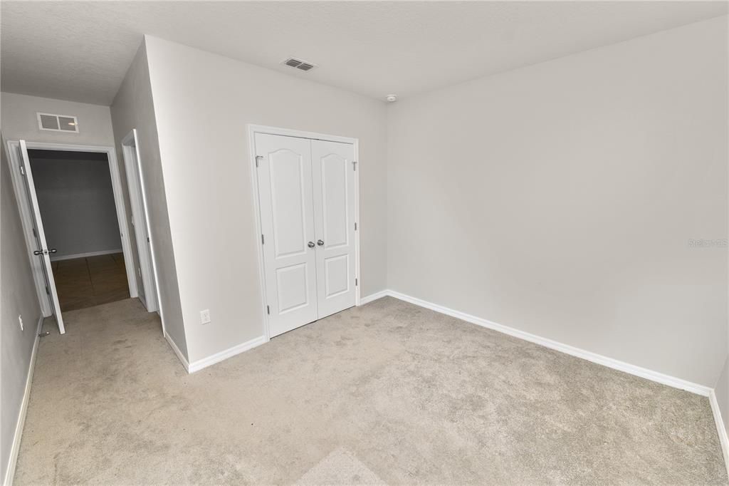 En Venta: $375,000 (4 camas, 3 baños, 2074 Pies cuadrados)