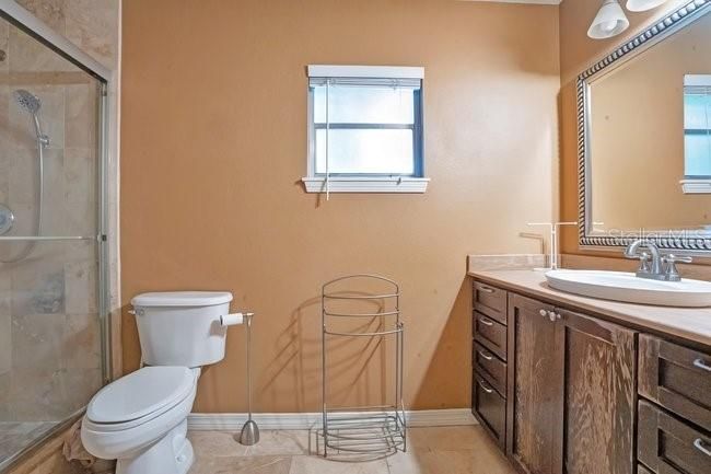 En Venta: $699,000 (3 camas, 2 baños, 1744 Pies cuadrados)