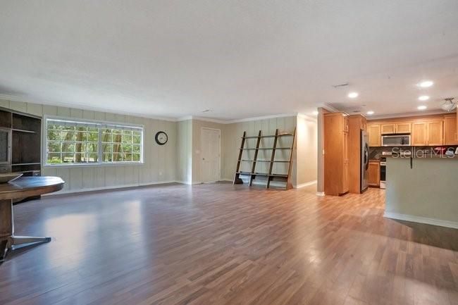 En Venta: $699,000 (3 camas, 2 baños, 1744 Pies cuadrados)