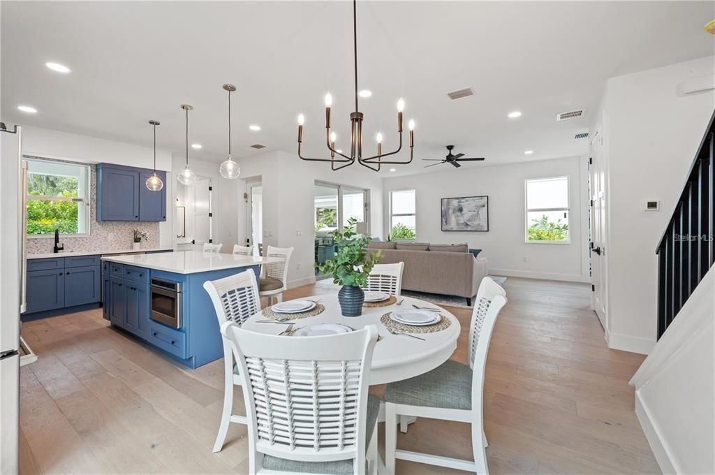 For Sale: $1,690,000 (5 beds, 2 baths, 3032 Square Feet)