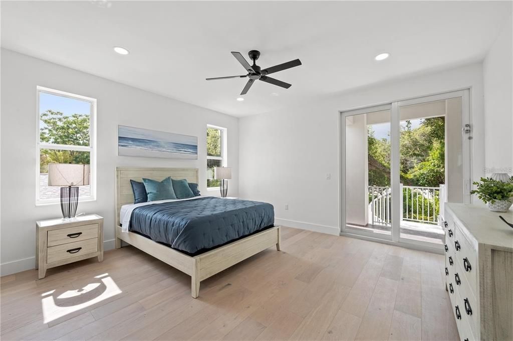 For Sale: $1,690,000 (5 beds, 2 baths, 3032 Square Feet)