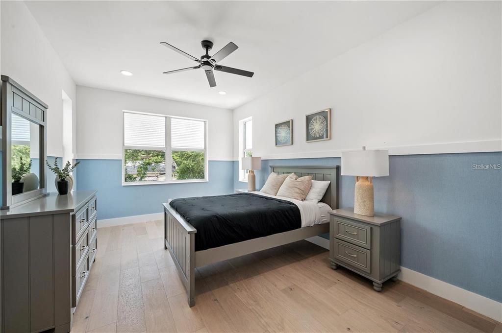 For Sale: $1,690,000 (5 beds, 2 baths, 3032 Square Feet)