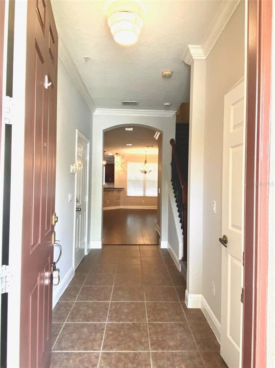 Active With Contract: $2,400 (3 beds, 2 baths, 1529 Square Feet)