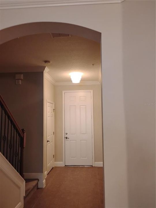 Active With Contract: $2,400 (3 beds, 2 baths, 1529 Square Feet)