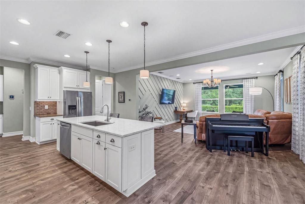 For Sale: $530,000 (3 beds, 2 baths, 2242 Square Feet)