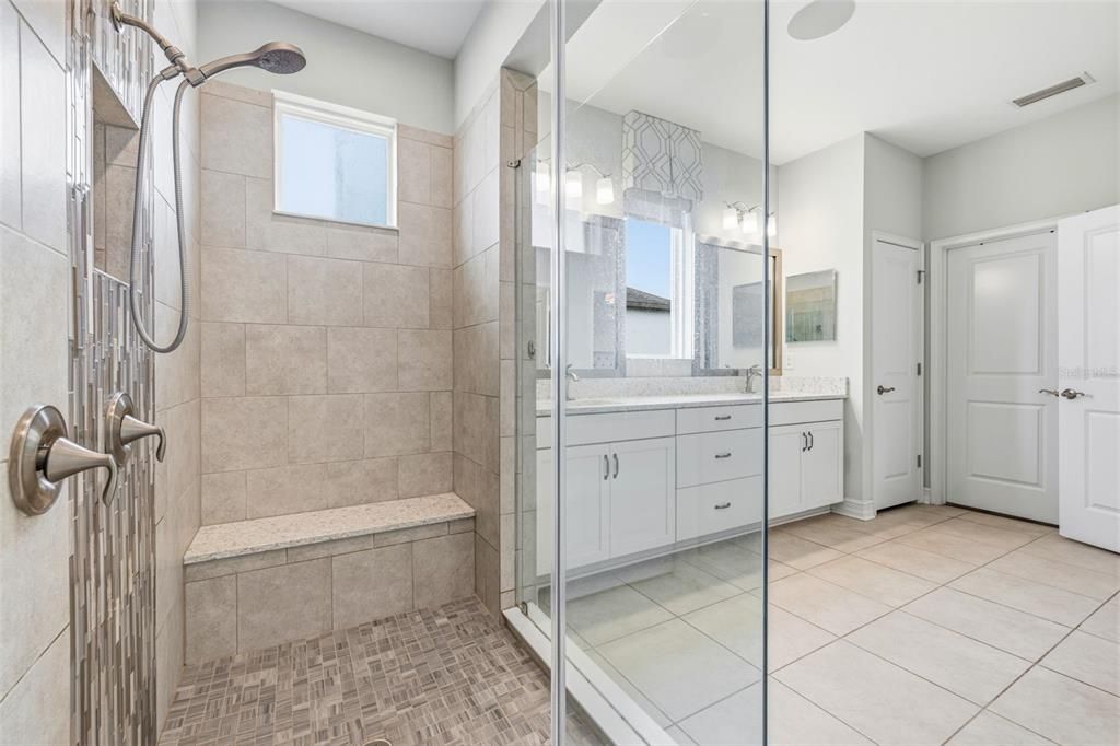 For Sale: $530,000 (3 beds, 2 baths, 2242 Square Feet)