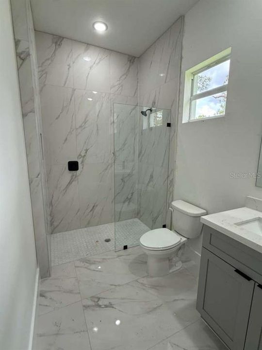 For Sale: $364,900 (4 beds, 2 baths, 1639 Square Feet)