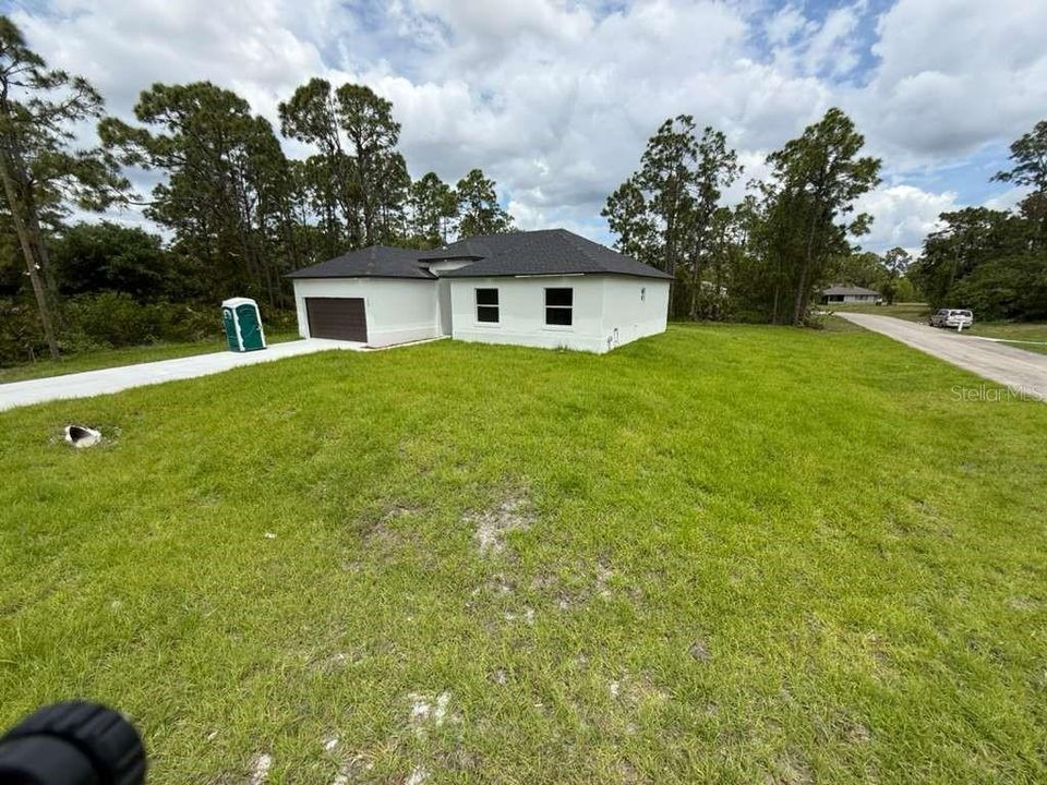 For Sale: $364,900 (4 beds, 2 baths, 1639 Square Feet)