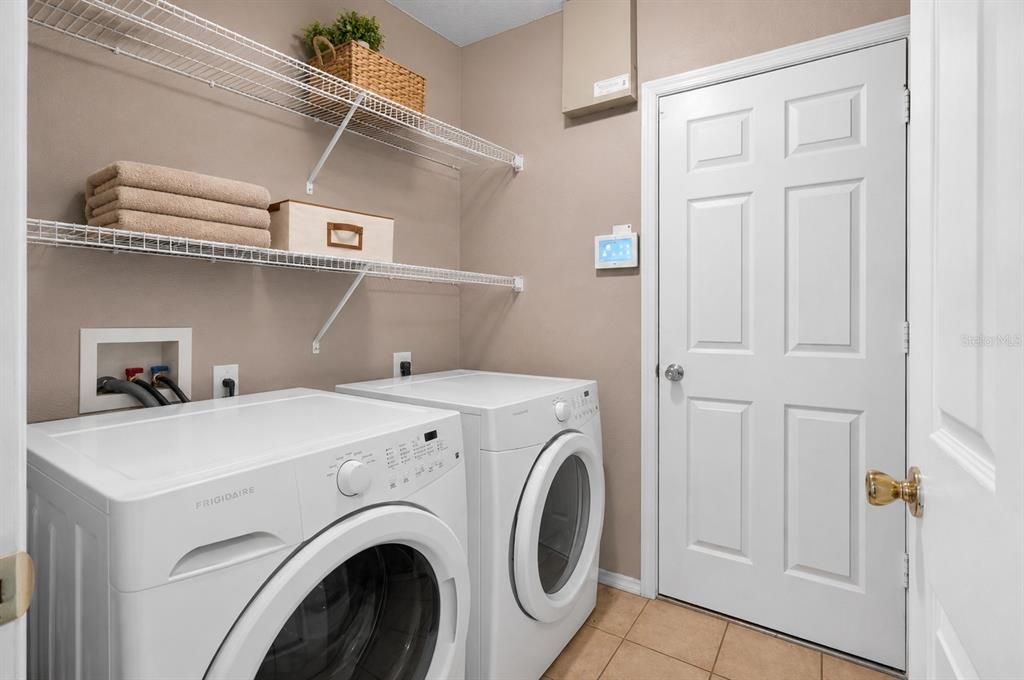 For Sale: $369,000 (3 beds, 2 baths, 1920 Square Feet)