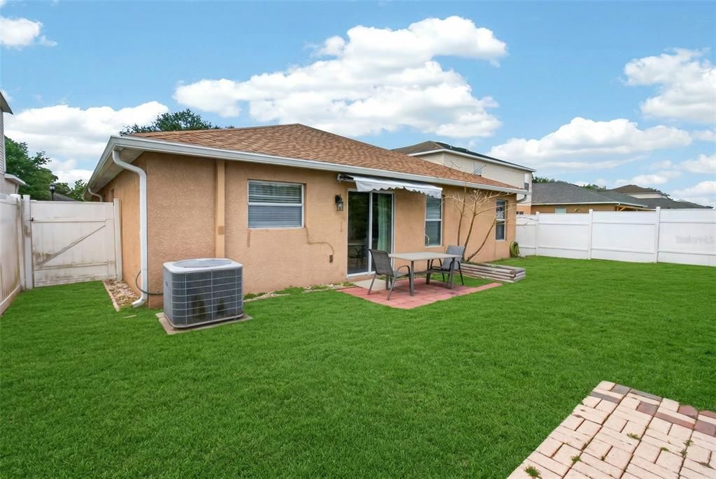 For Sale: $369,000 (3 beds, 2 baths, 1920 Square Feet)