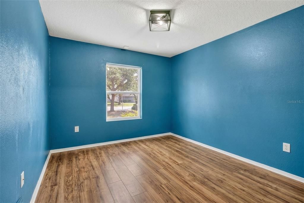 For Sale: $369,000 (3 beds, 2 baths, 1920 Square Feet)