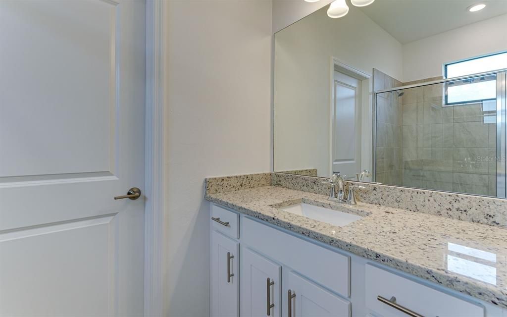 For Rent: $2,595 (2 beds, 2 baths, 1564 Square Feet)