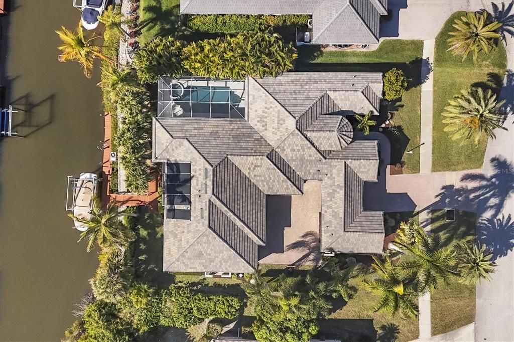 Vendido Recientemente: $1,249,000 (4 camas, 3 baños, 3050 Pies cuadrados)