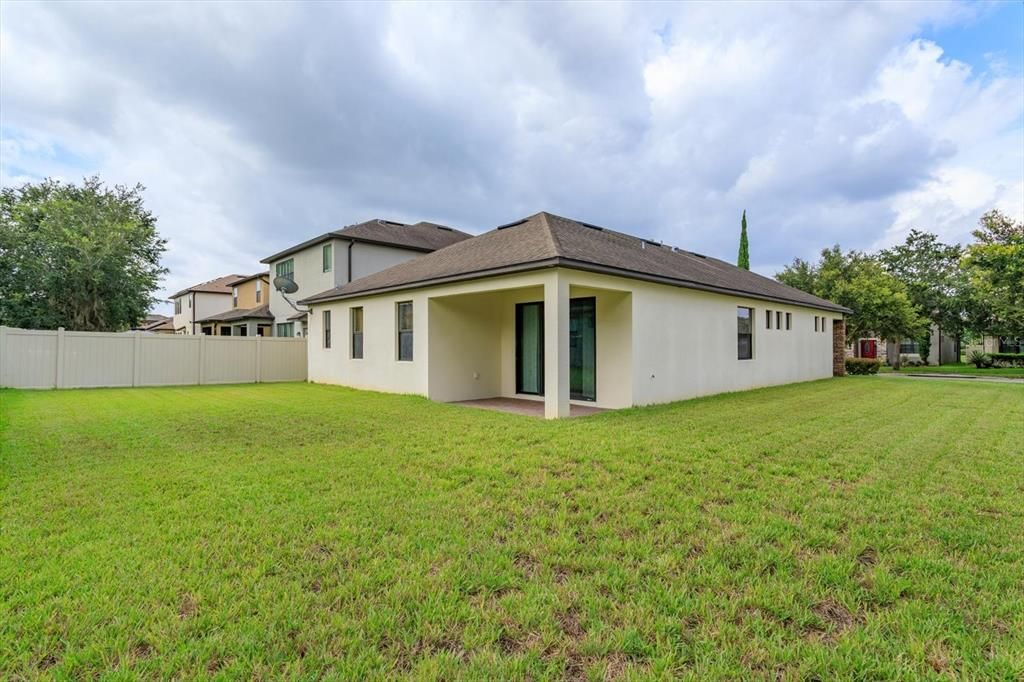 En Venta: $405,000 (4 camas, 2 baños, 2092 Pies cuadrados)