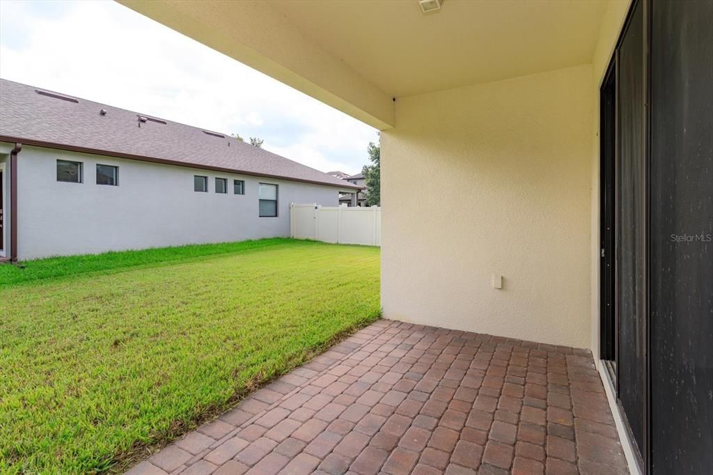 En Venta: $405,000 (4 camas, 2 baños, 2092 Pies cuadrados)
