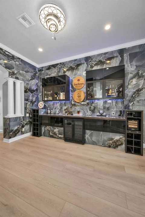 На продажу: $989,900 (4 спален, 3 ванн, 2812 Квадратных фут)