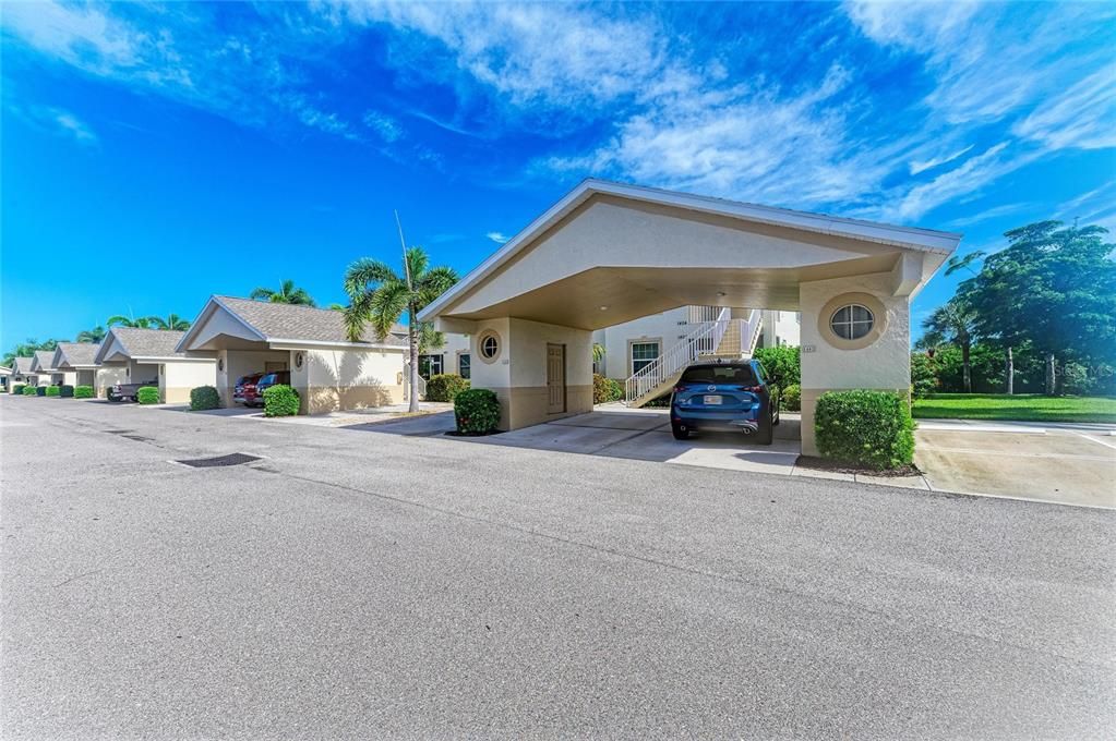 Activo con contrato: $239,000 (3 camas, 2 baños, 1286 Pies cuadrados)