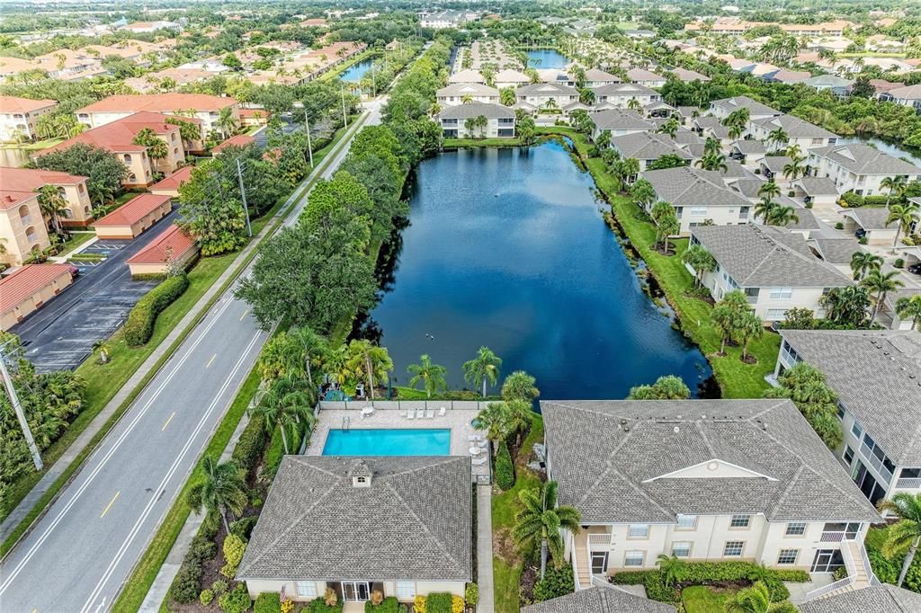 Activo con contrato: $239,000 (3 camas, 2 baños, 1286 Pies cuadrados)