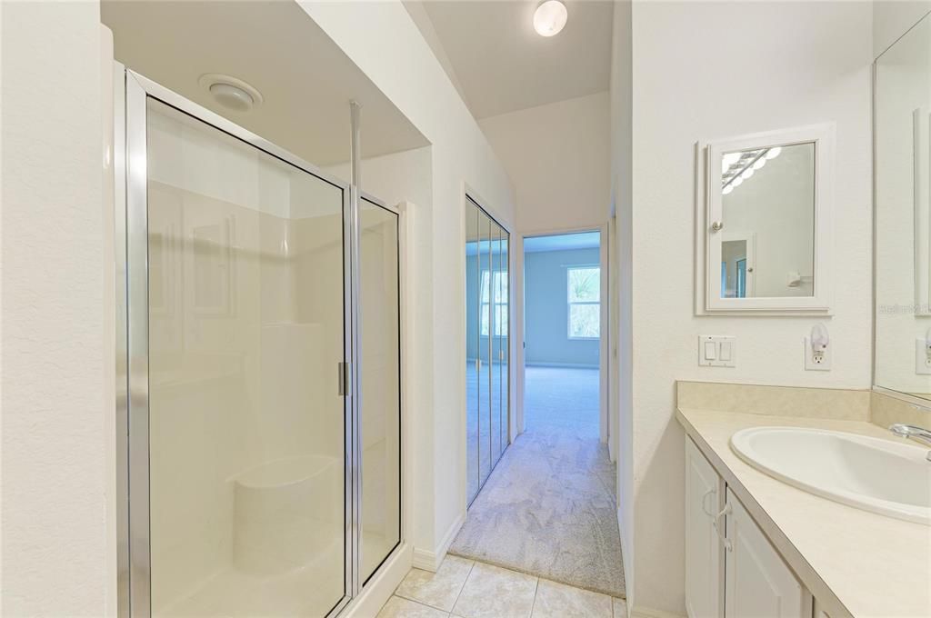Activo con contrato: $239,000 (3 camas, 2 baños, 1286 Pies cuadrados)