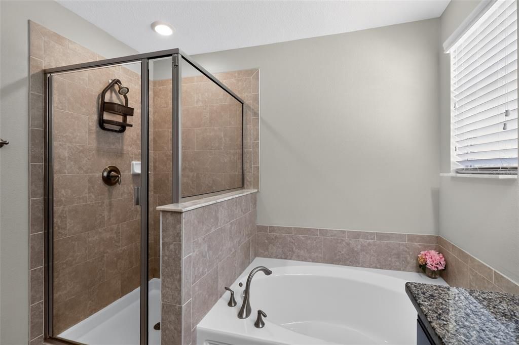 For Sale: $374,000 (3 beds, 2 baths, 1810 Square Feet)