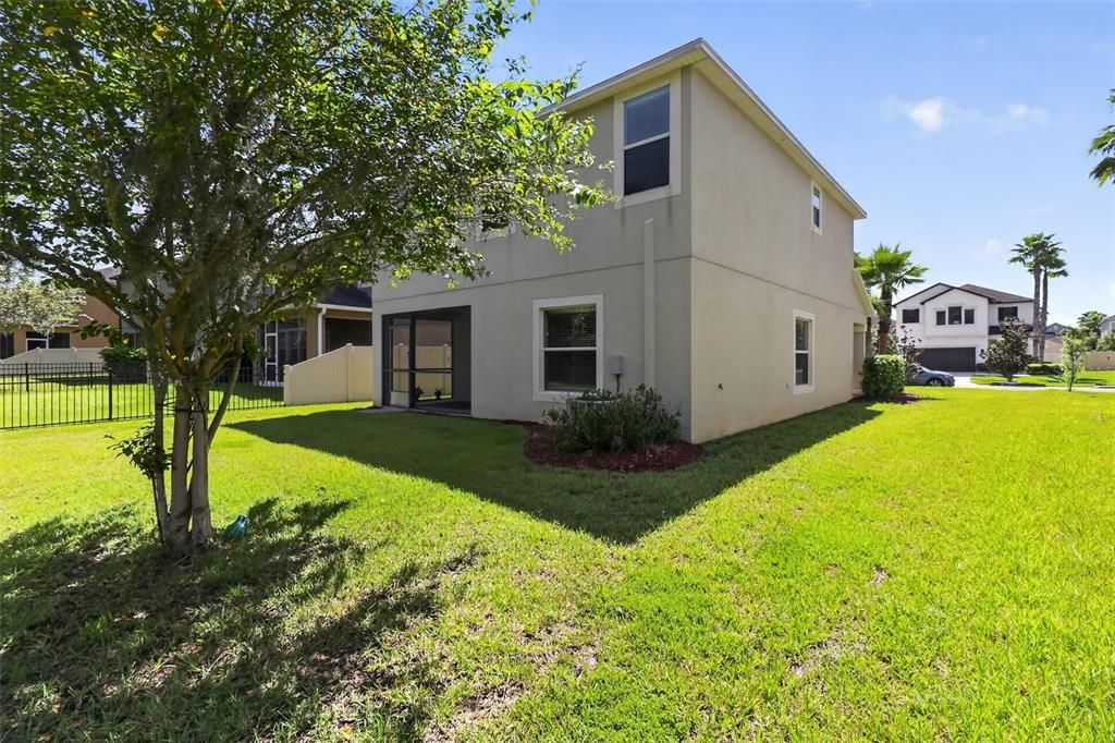 For Sale: $374,000 (3 beds, 2 baths, 1810 Square Feet)