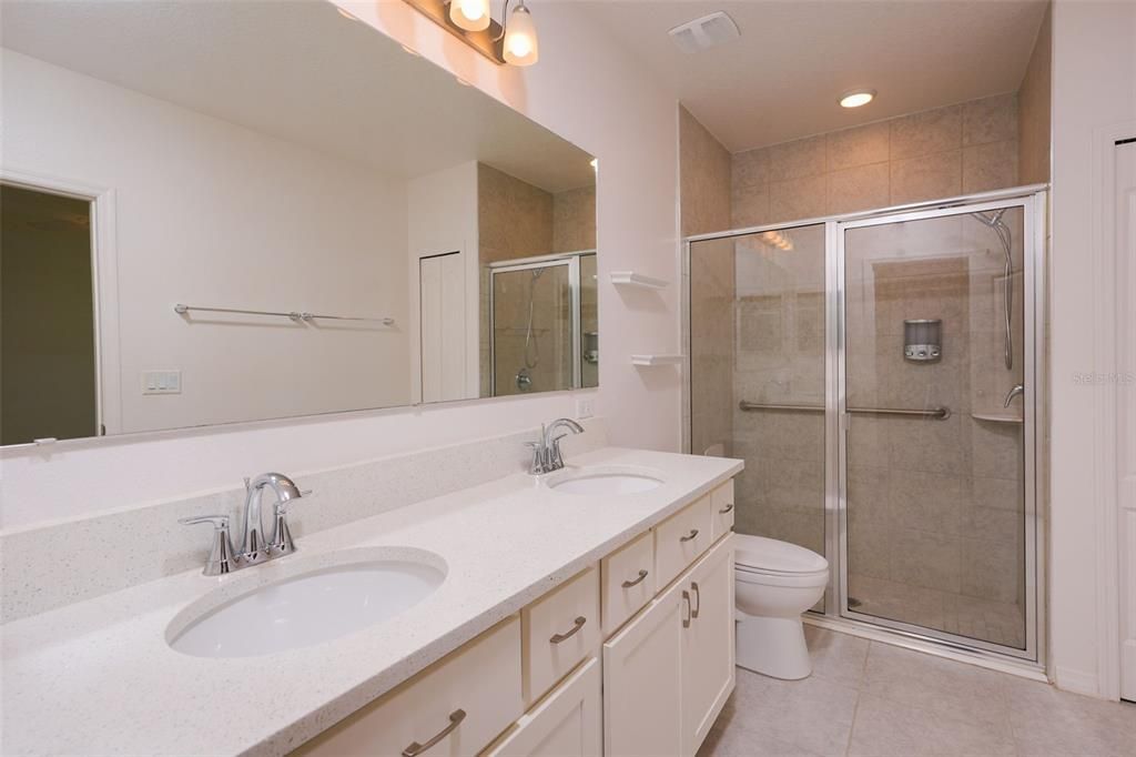 For Rent: $2,300 (3 beds, 2 baths, 1320 Square Feet)