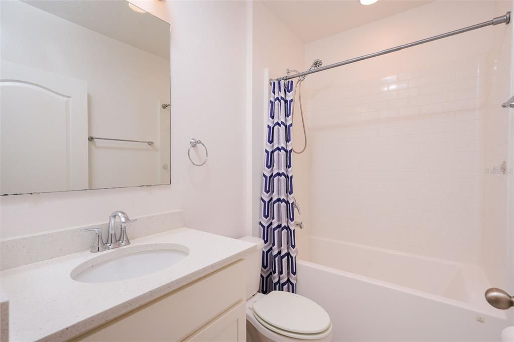For Rent: $2,300 (3 beds, 2 baths, 1320 Square Feet)