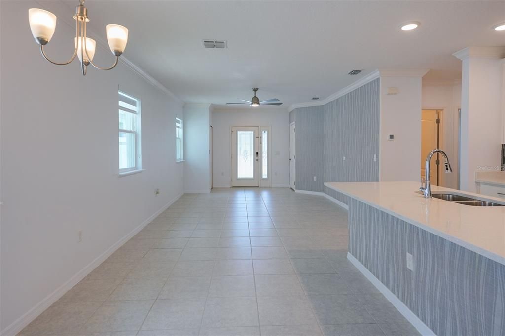 For Rent: $2,300 (3 beds, 2 baths, 1320 Square Feet)