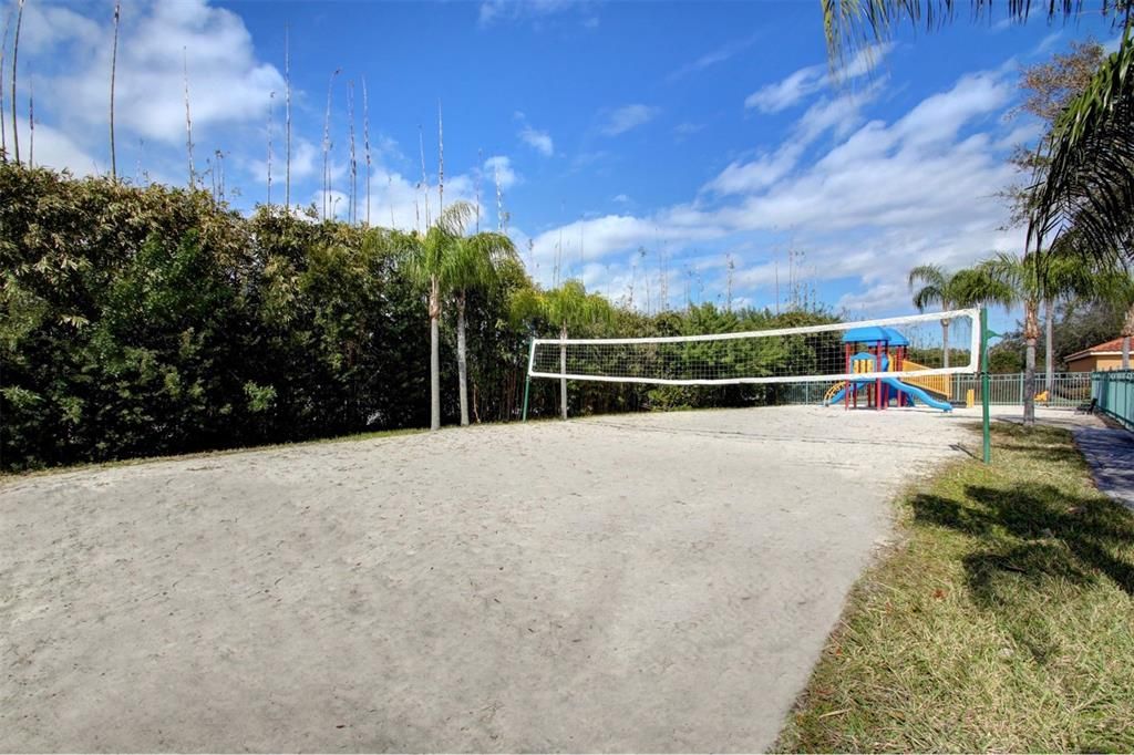For Rent: $3,850 (3 beds, 2 baths, 2078 Square Feet)