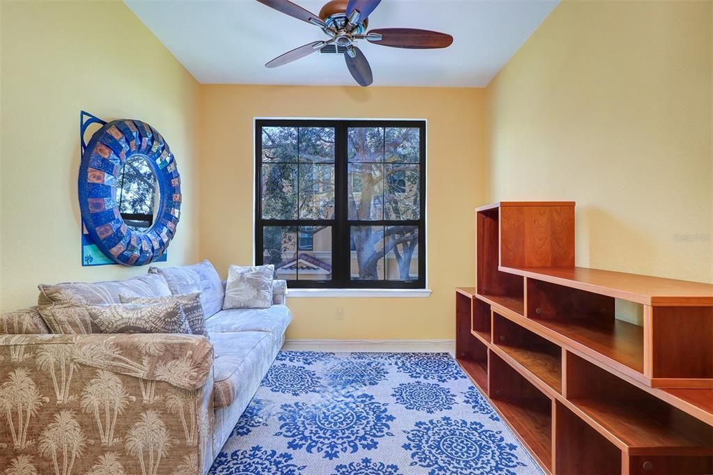For Rent: $3,850 (3 beds, 2 baths, 2078 Square Feet)