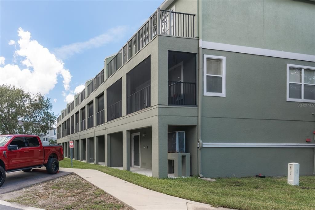 For Sale: $365,000 (3 beds, 2 baths, 1572 Square Feet)
