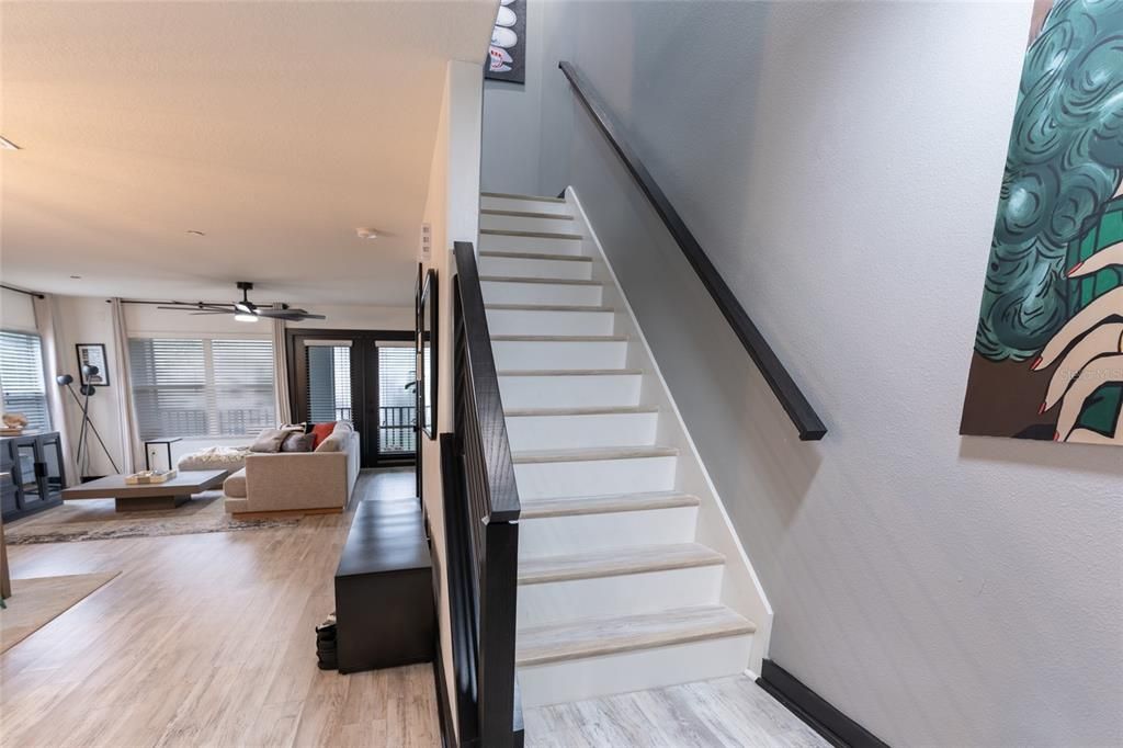 For Sale: $365,000 (3 beds, 2 baths, 1572 Square Feet)