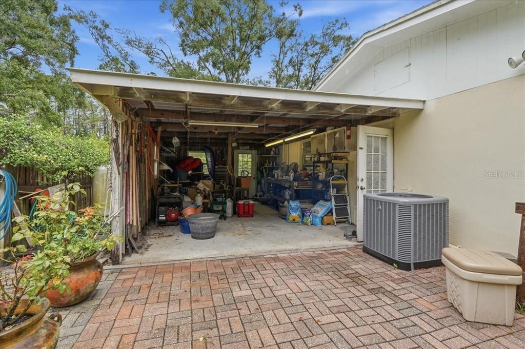На продажу: $725,000 (4 спален, 2 ванн, 2006 Квадратных фут)