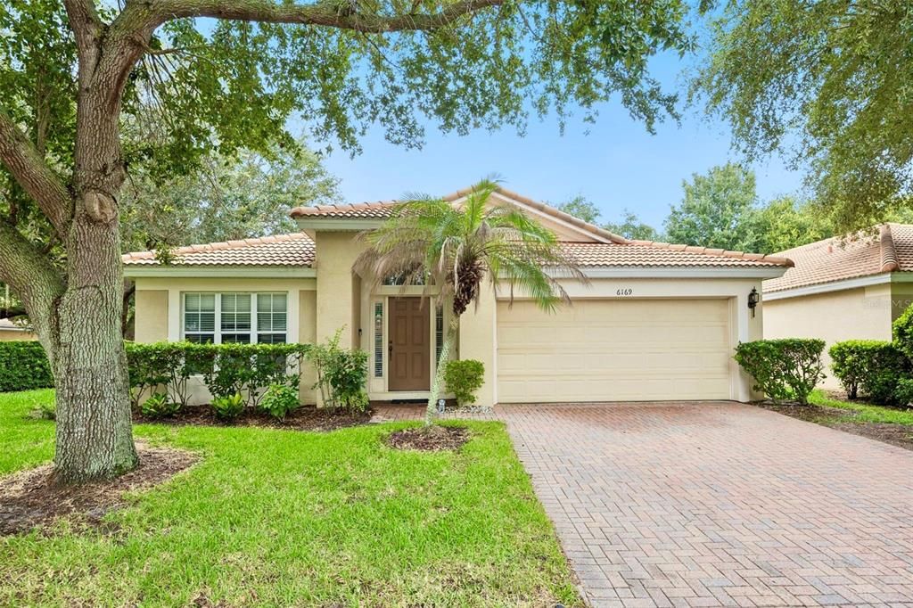 For Sale: $495,000 (4 beds, 2 baths, 2039 Square Feet)