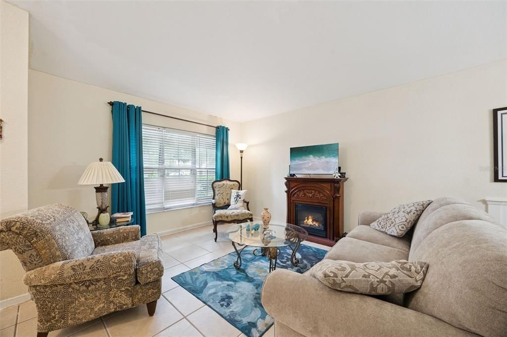 For Sale: $495,000 (4 beds, 2 baths, 2039 Square Feet)