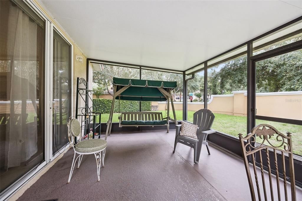 For Sale: $495,000 (4 beds, 2 baths, 2039 Square Feet)