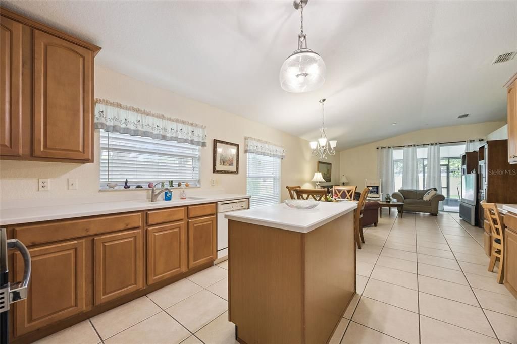 For Sale: $495,000 (4 beds, 2 baths, 2039 Square Feet)
