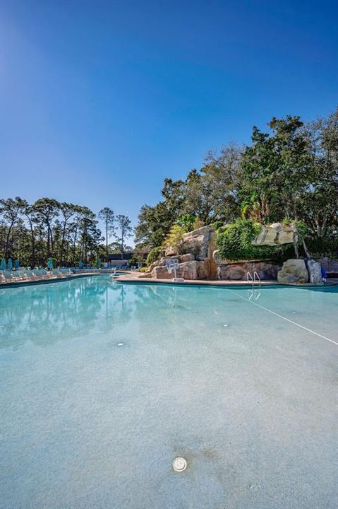 For Sale: $640,000 (2 beds, 2 baths, 1715 Square Feet)