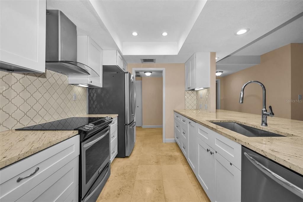 For Sale: $640,000 (2 beds, 2 baths, 1715 Square Feet)