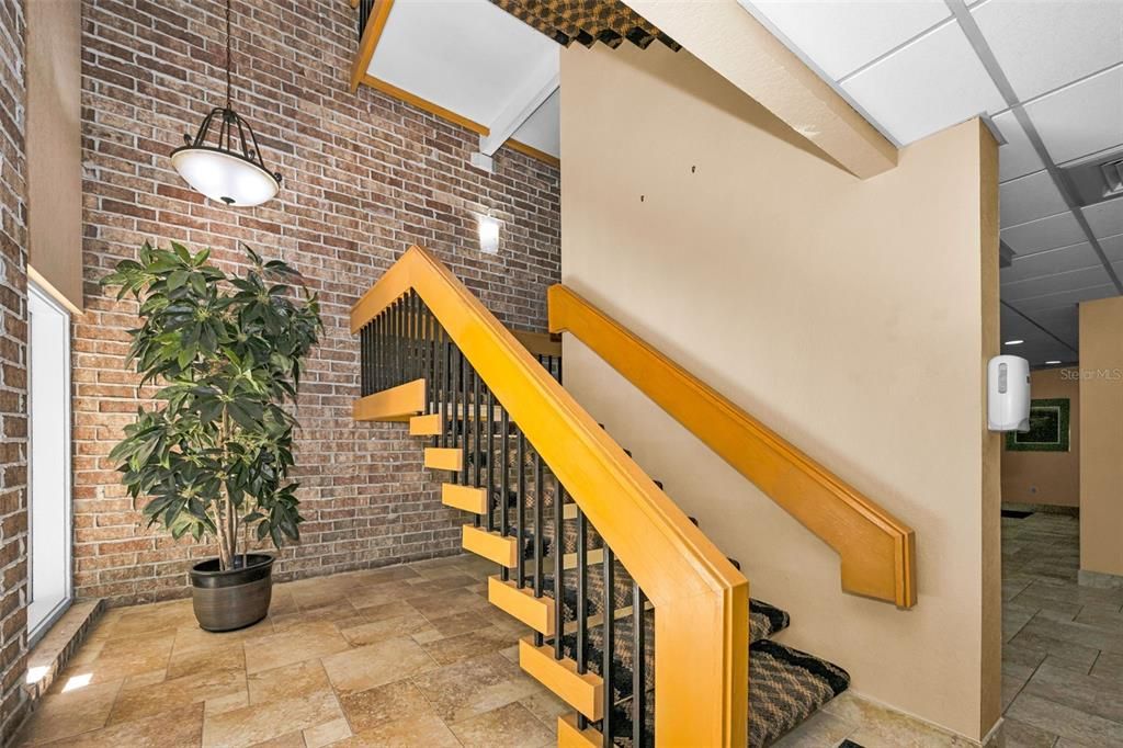 For Sale: $640,000 (2 beds, 2 baths, 1715 Square Feet)