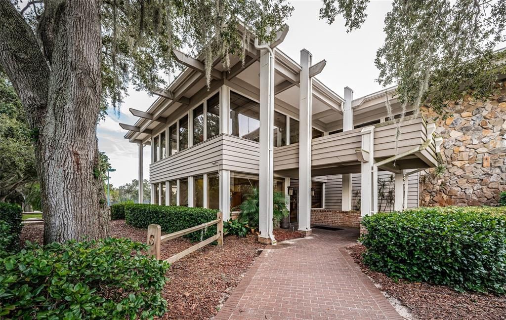 For Sale: $640,000 (2 beds, 2 baths, 1715 Square Feet)