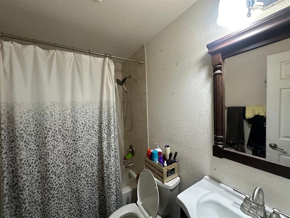 En Venta: $299,000 (3 camas, 2 baños, 1410 Pies cuadrados)